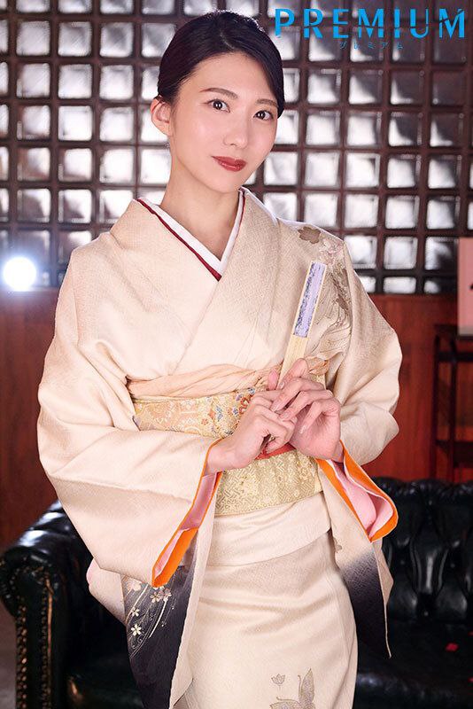 男女啪啪泡良经典！约少妇吃完饭带回酒店强推内射【完整版79分钟已上传下面】